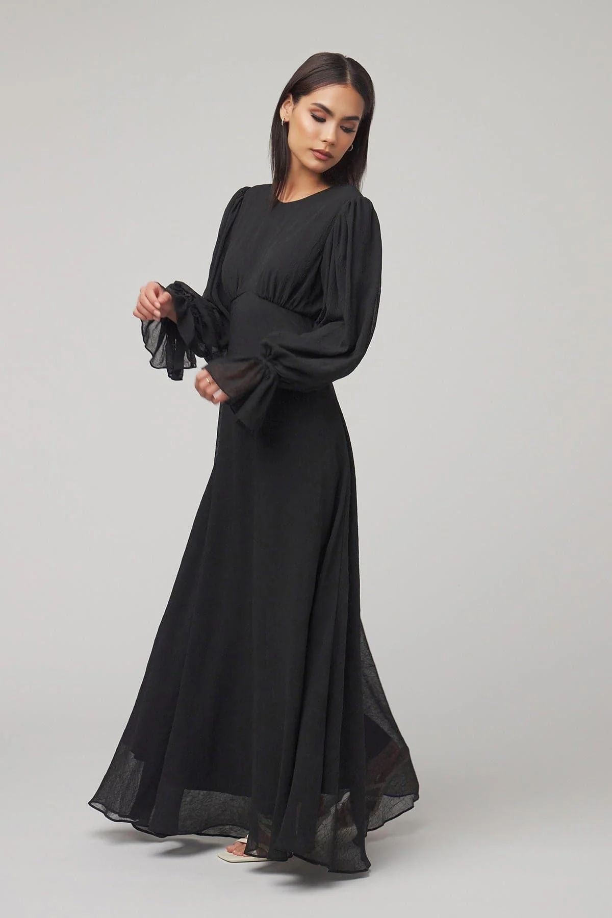 Lynne Floral Maxi Dress - Black - Image 3