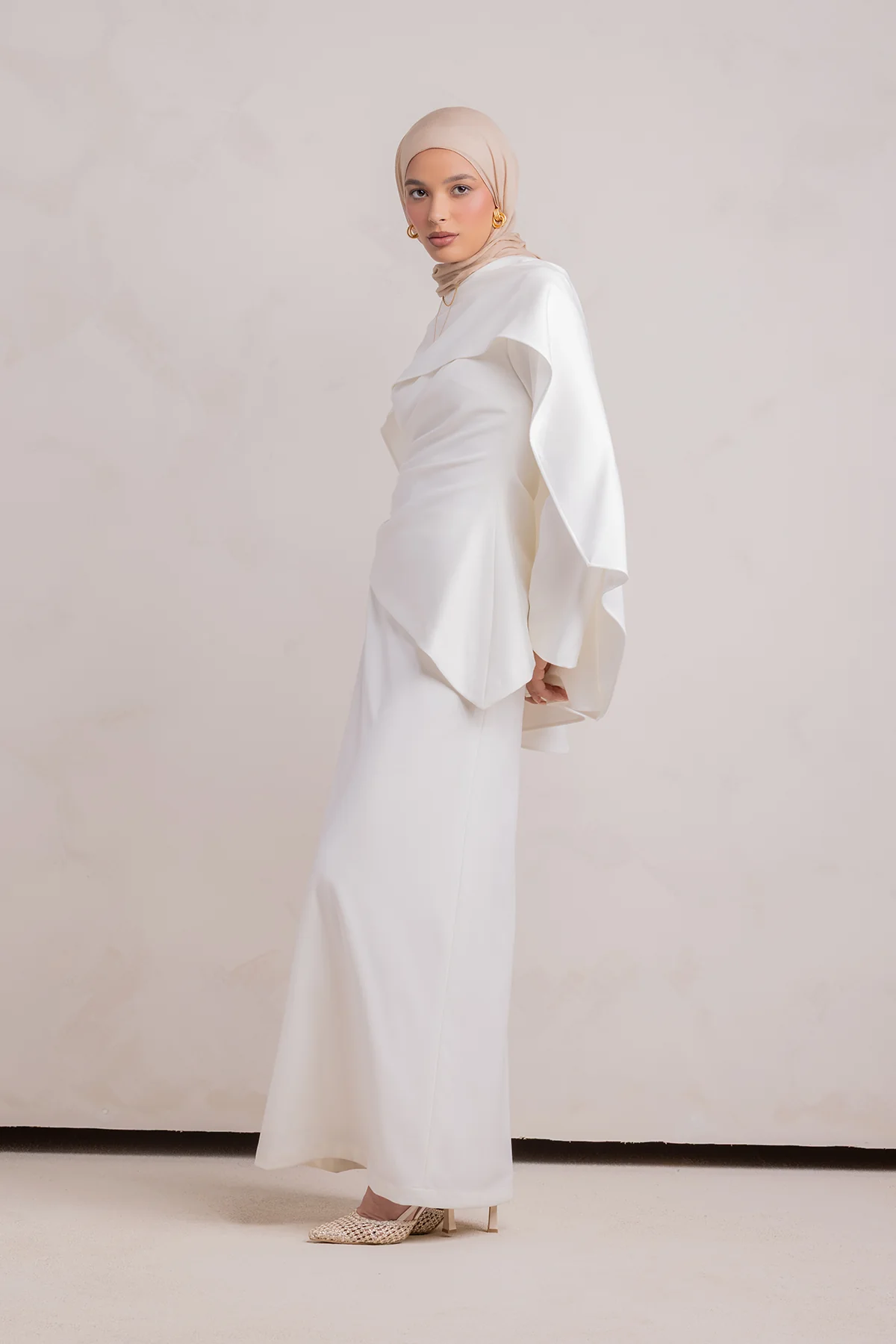 Meyah Synched Cape Top - Off White - Image 5